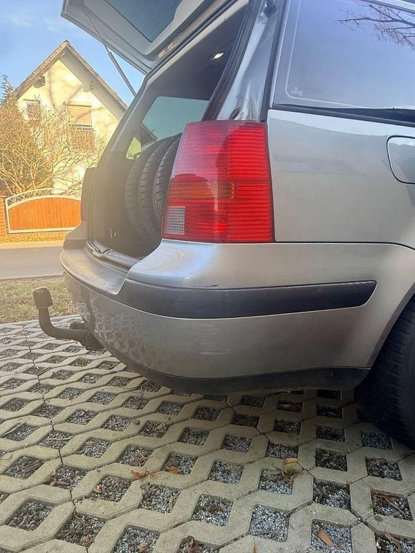 Gebraucht VW Golf IV Basis 101 PS (74 kW) 2002 Silber Kombi