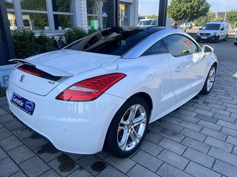 Gebraucht Peugeot RCZ 156 PS (114 kW) 2010 Lackierung weiss opale/deckend Coupé