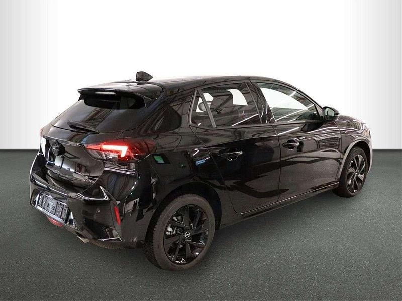 Gebraucht Opel Corsa 101 PS (74 kW) 2024 Karbon schwarz Kleinwagen