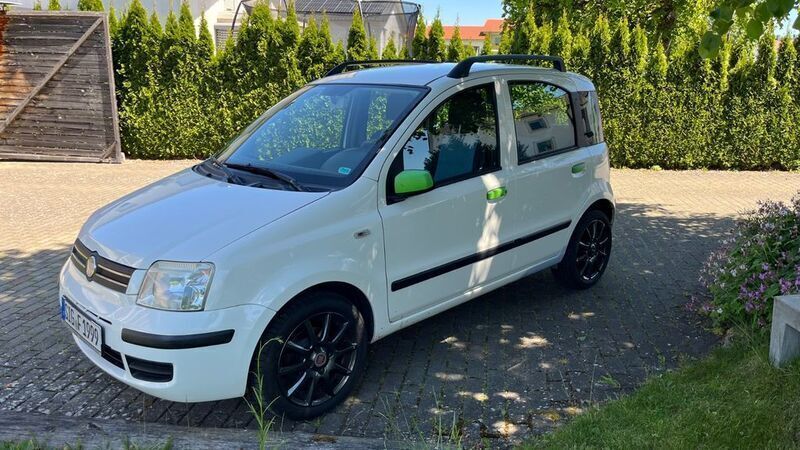 Weiß Gebraucht 2009 Fiat Panda Dynamic Kleinwagen | 1.700 € (Guter Preis) - Bild 1/4