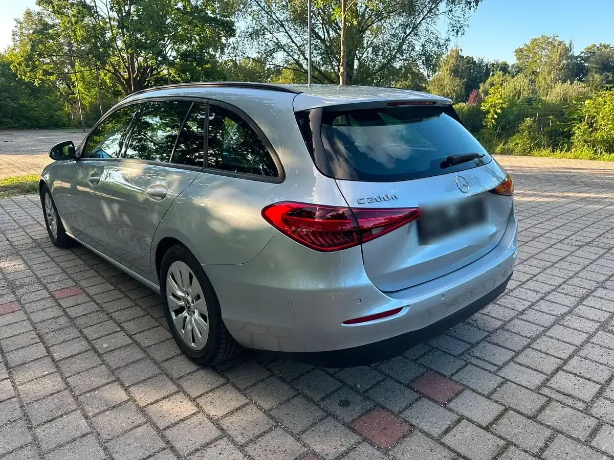 Gebraucht Mercedes C200 163 PS (119 kW) 2022 Silber Kombi