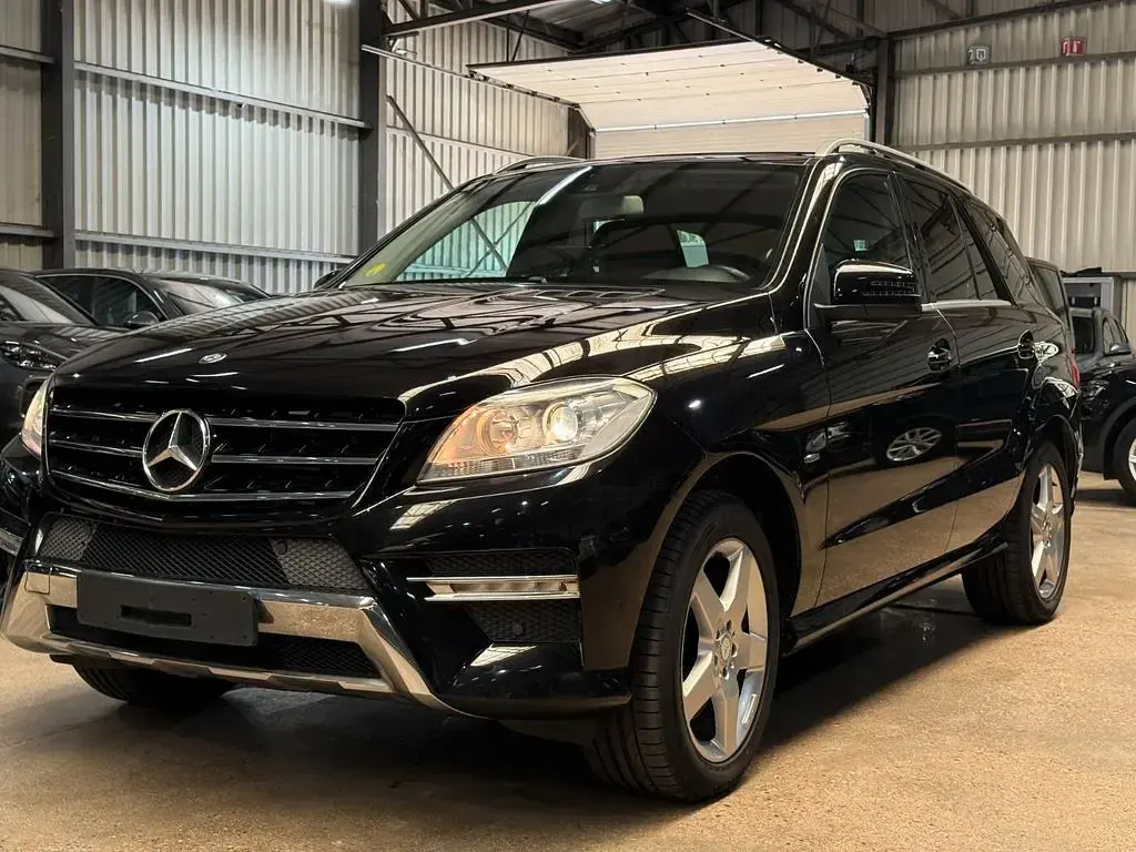 Gebraucht Mercedes ML250 204 PS (150 kW) 2012 Schwarz SUV