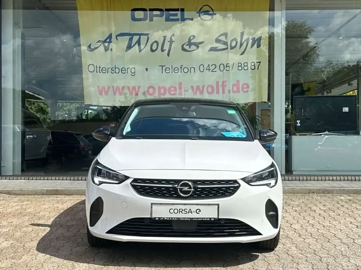Gebraucht Opel Corsa-e Elegance 100 kW (136 PS) 2023 Weiß Kleinwagen