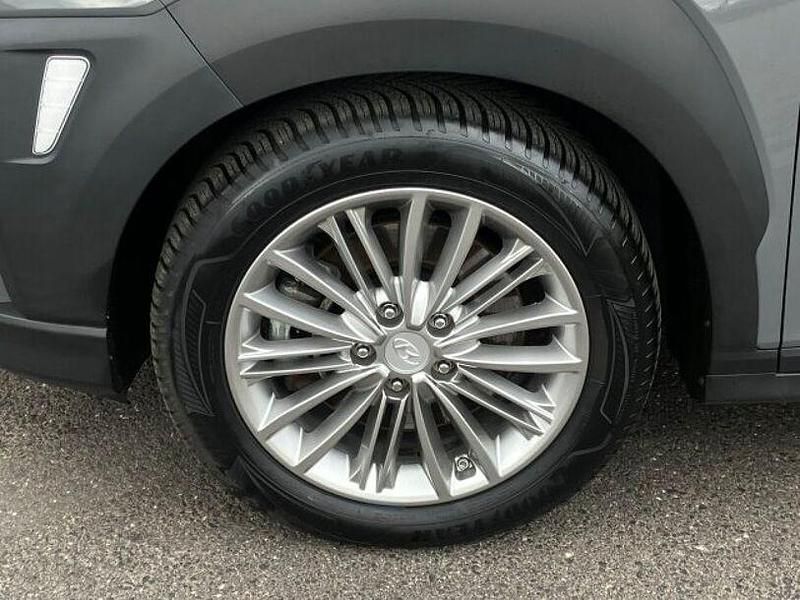 Gebraucht Hyundai Kona Trend 177 PS (130 kW) 2020 Grau SUV