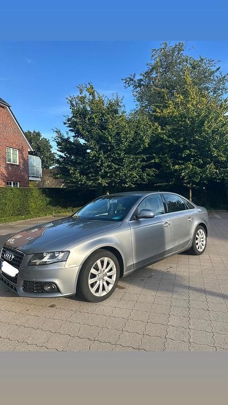Gebraucht Audi A4 160 PS (117 kW) 2009 Grau Limousine