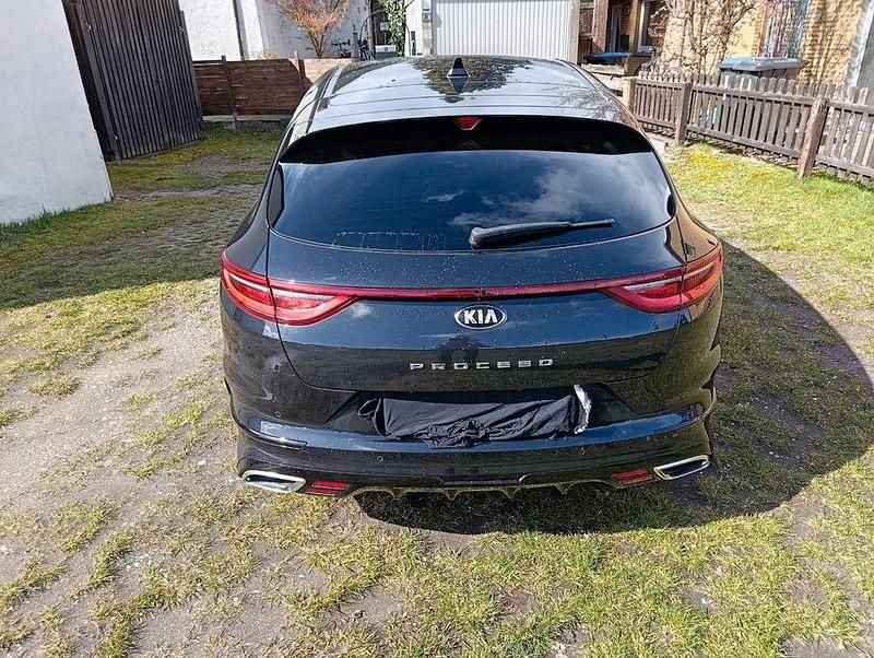 Gebraucht Kia ProCeed GT 204 PS (150 kW) 2019 Schwarz Kombi