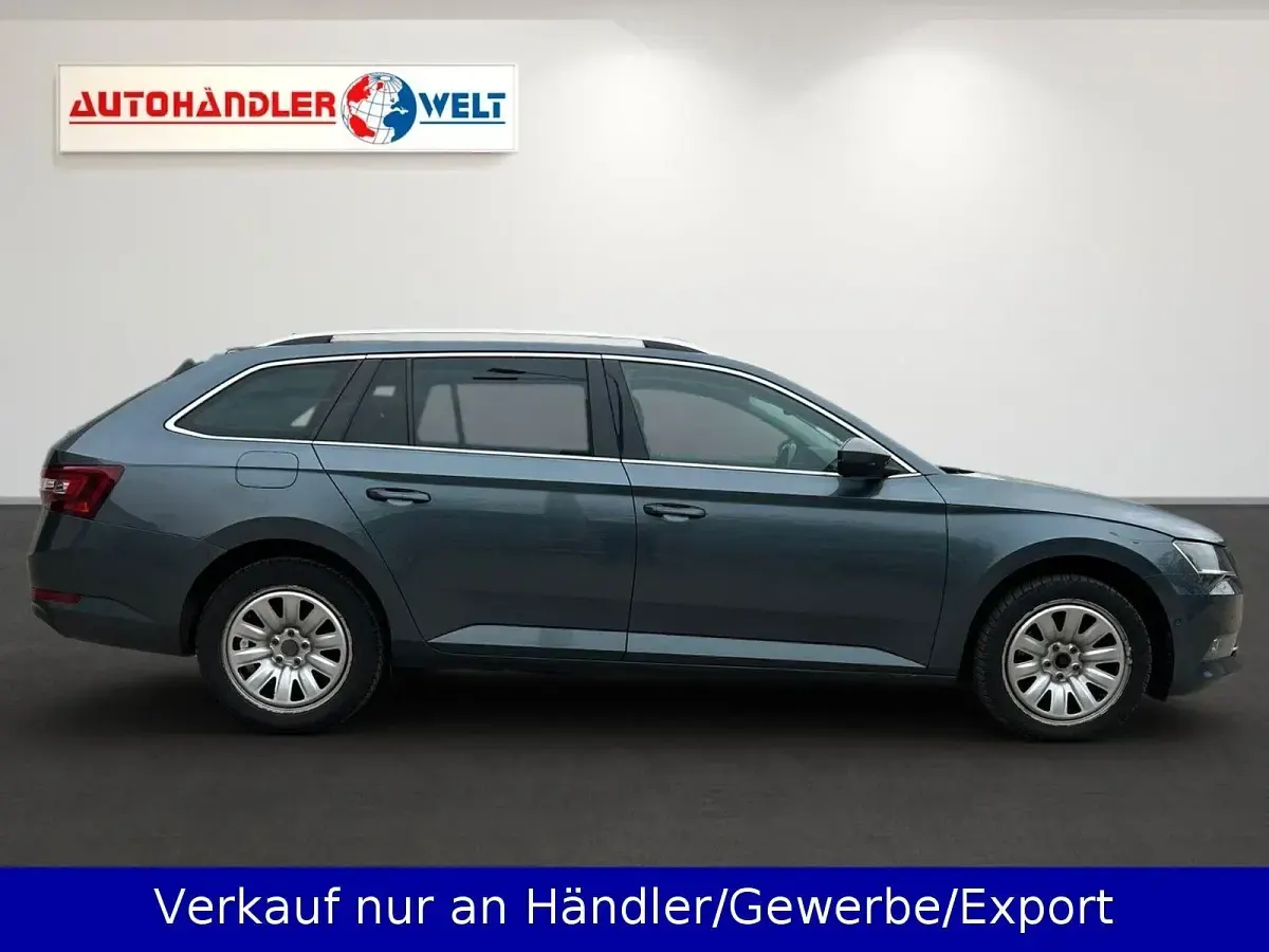 Gebraucht Skoda Superb Style 190 PS (139 kW) 2017 Grau Kombi