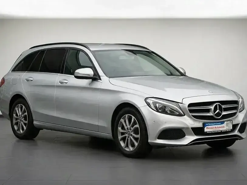 Gebraucht Mercedes C220 Business 194 PS (142 kW) 2019 Iridiumsilber metallic (metallic) Kombi