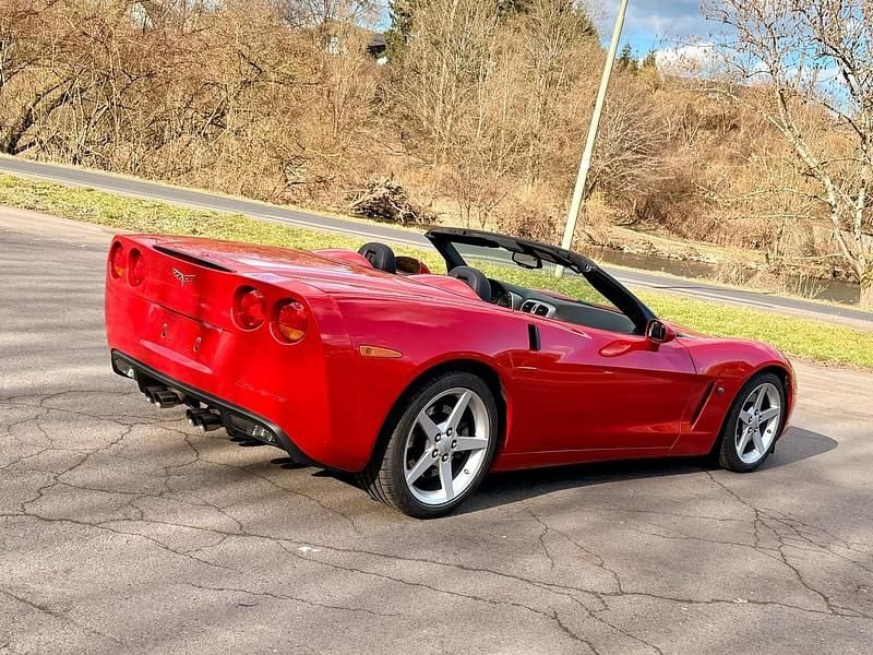 Second-hand Corvette C6 404 CP (297 kW) 2006 Roșu Cabrio