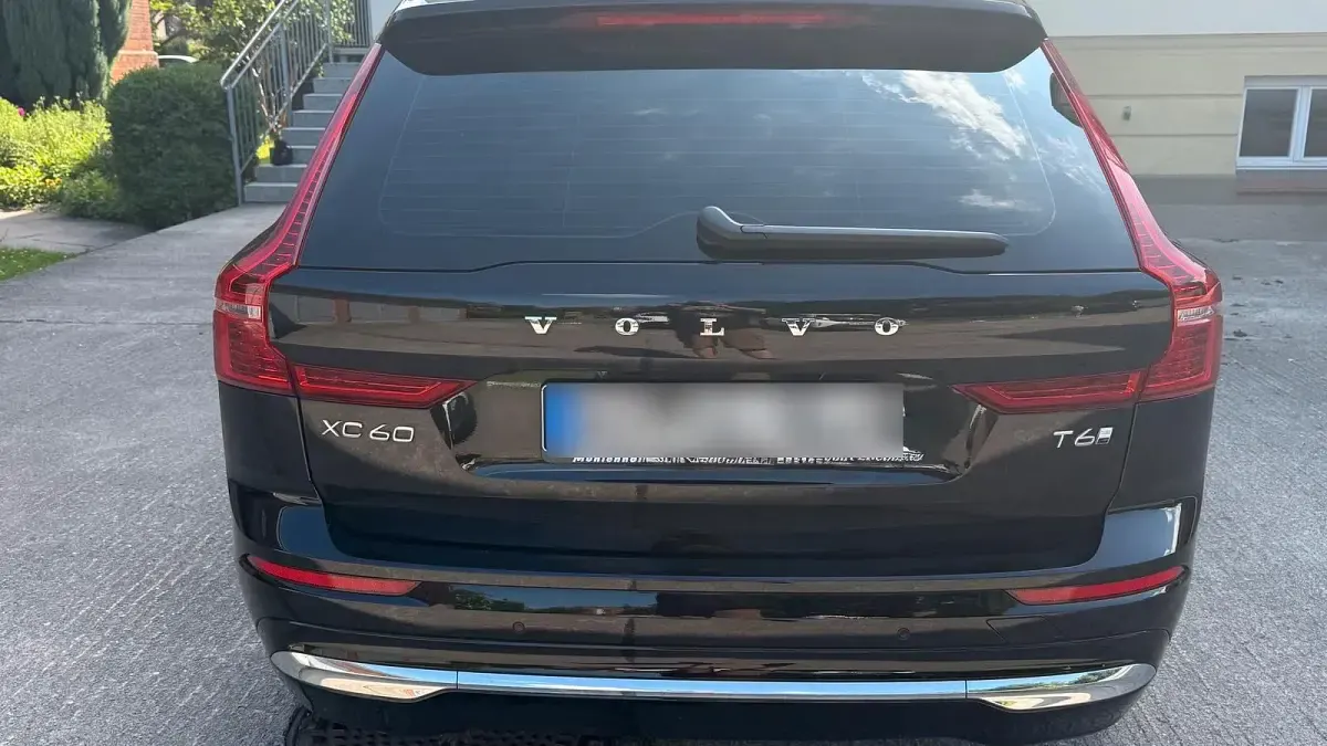 Gebraucht Volvo XC60 359 PS (264 kW) 2024 Schwarz SUV