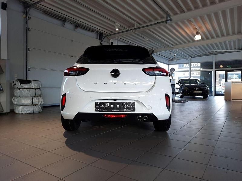 Neu Opel Corsa 131 PS (96 kW) 2025 Lack weiss banquise/typ aussen Kleinwagen