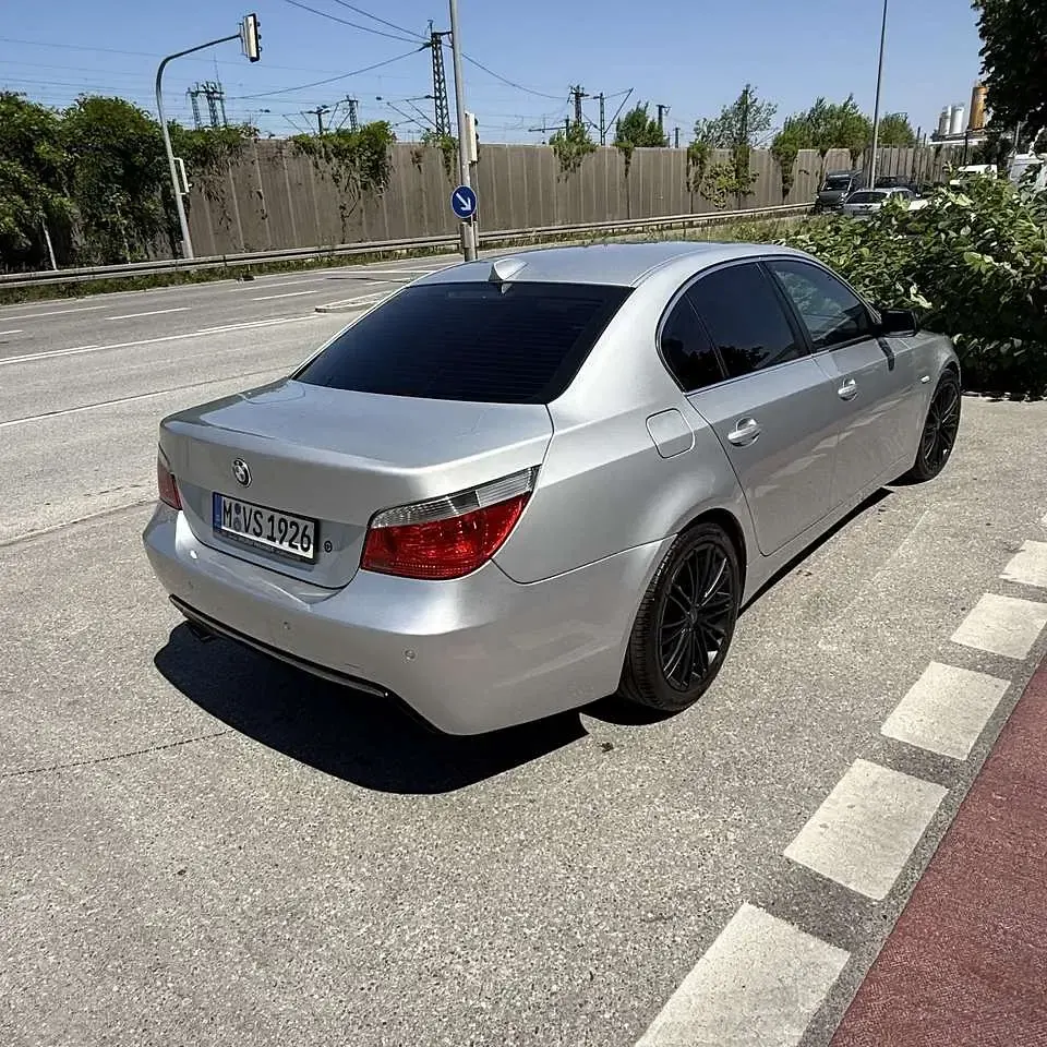 Gebraucht BMW 520 Exclusive 170 PS (125 kW) 2004 Limousine