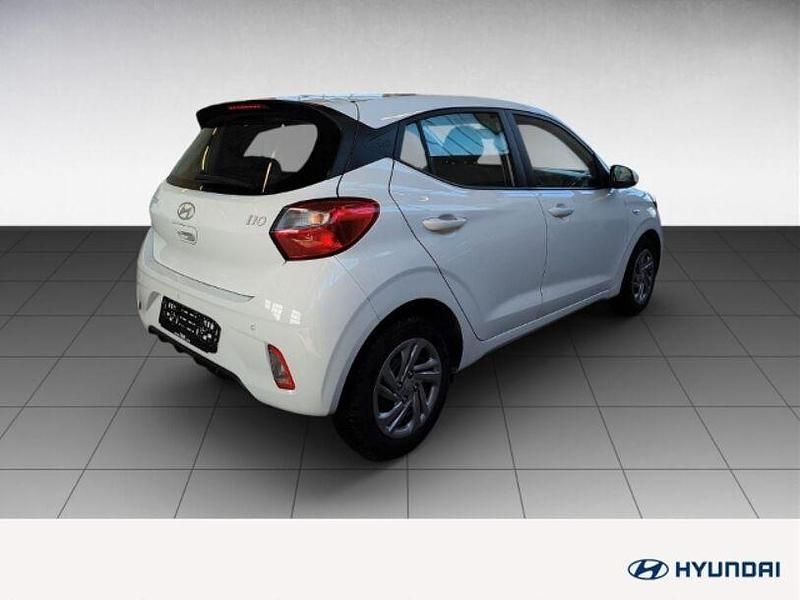 Gebraucht Hyundai i10 Select 63 PS (46 kW) 2025 Weiss Kleinwagen