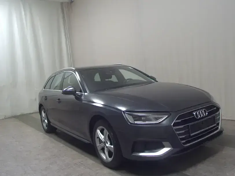 Gebraucht Audi A4 S-Line 204 PS (150 kW) 2022 Grau Kombi