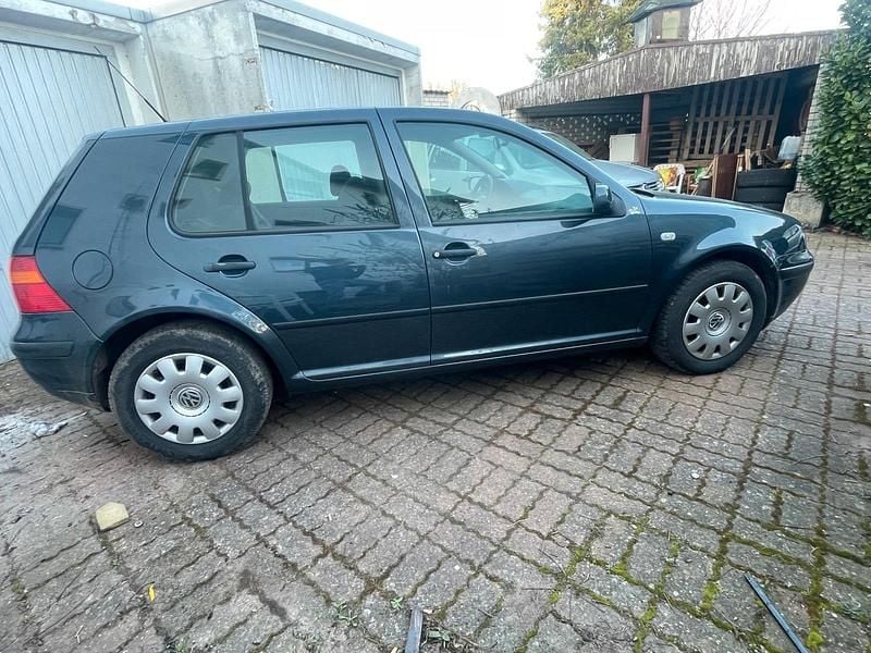 Gebraucht VW Golf III 75 PS (55 kW) 1999 Grün Limousine