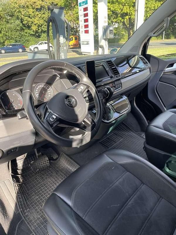 Gebraucht VW Multivan Highline 204 PS (150 kW) 2018 Van / Kleinbus