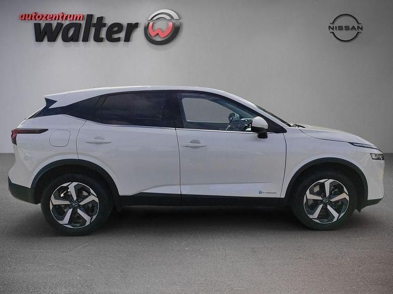 Gebraucht Nissan Qashqai N-Connecta 190 PS (139 kW) 2024 Weiß SUV