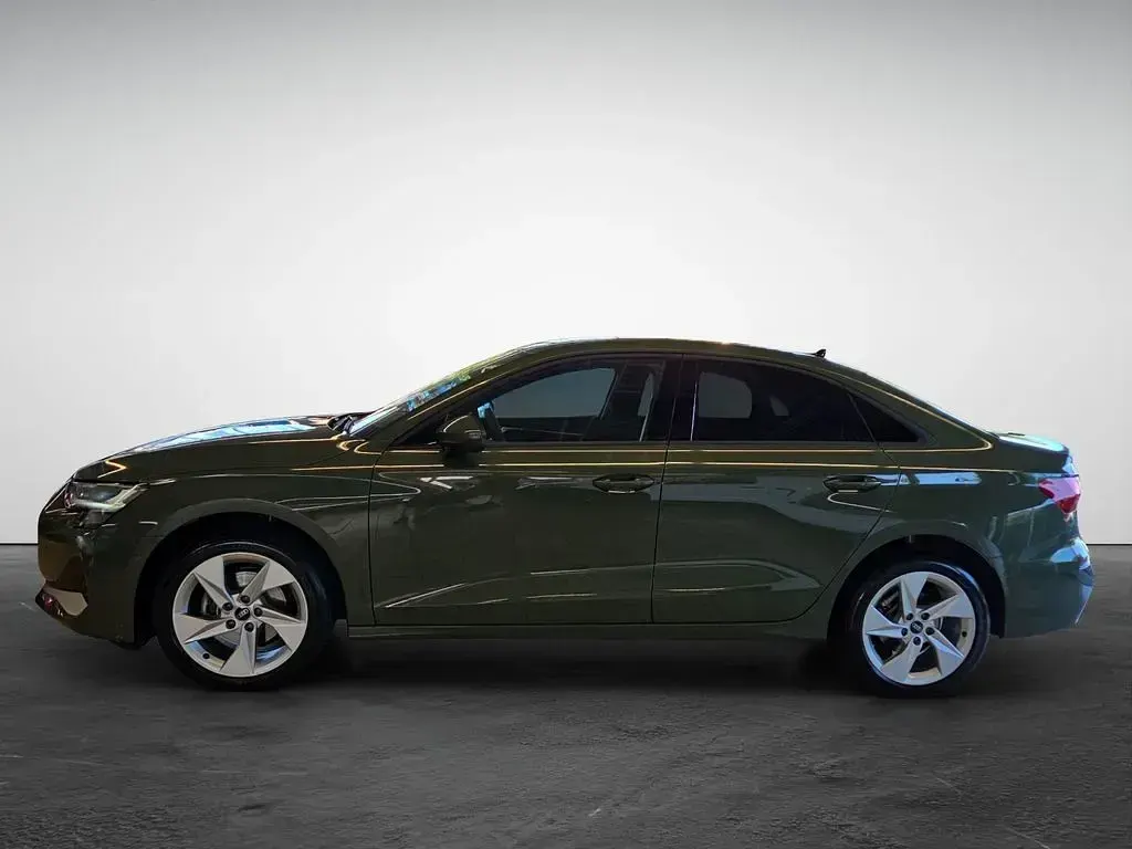 Usata Audi A3 Advanced 116 CV (85 kW) 2024 Verde Berlina