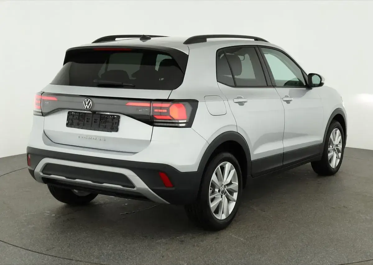 Neu VW T-Cross Life 116 PS (85 kW) 2025 Clear blue metallic SUV