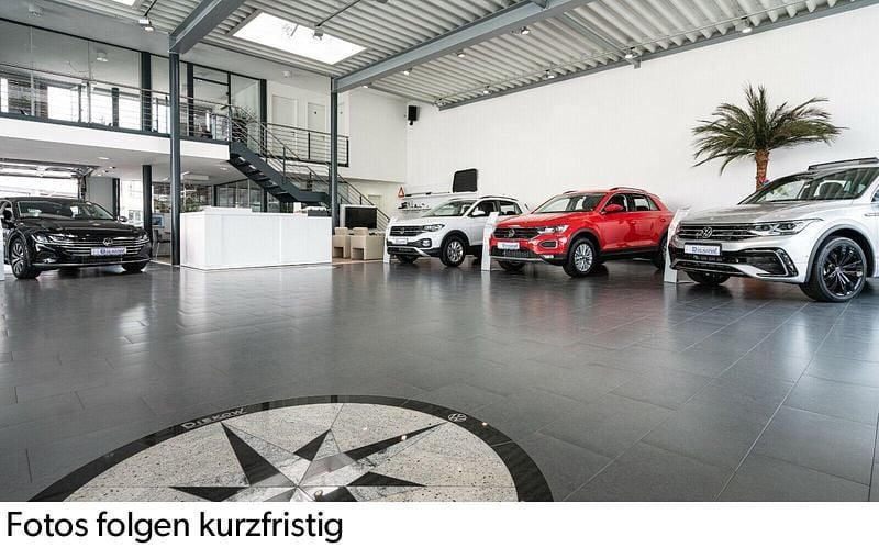 Grau Gebraucht 2022 VW Polo Life Kleinwagen | 16.700 € (Fairer Preis) - Bild 1/1