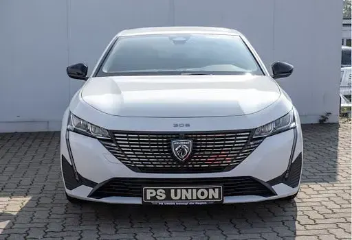 Gebraucht Peugeot 308 Allure 131 PS (96 kW) 2022 Weiß Limousine