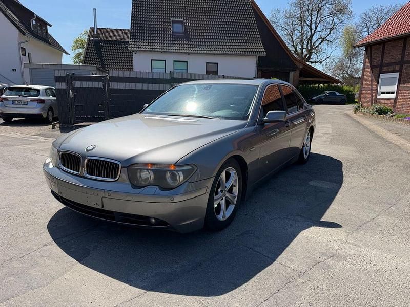 Gebraucht BMW 735L 272 PS (200 kW) 2002 Grau Limousine