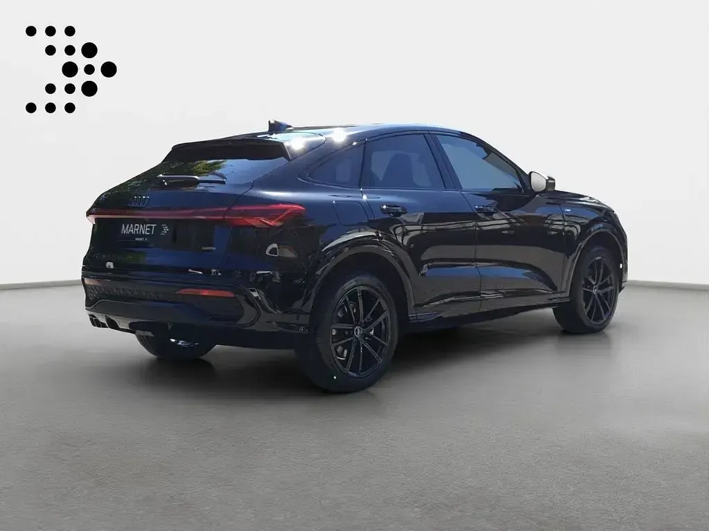 Neu Audi Q5 Sportback Sport 204 PS (150 kW) 2026 Schwarz SUV