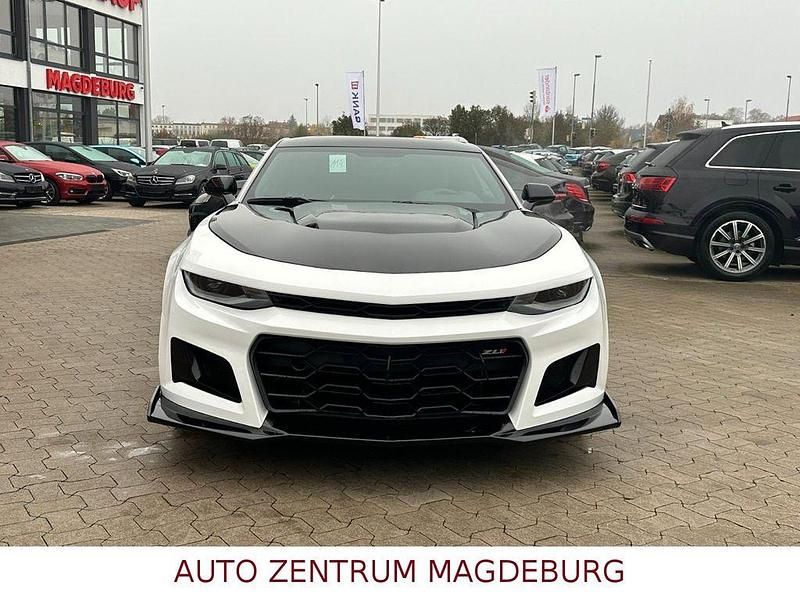 Gebraucht Chevrolet Camaro SS 453 PS (333 kW) 2023 Weiß Coupé