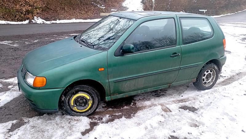 Gebraucht VW Polo 60 PS (44 kW) 1998 Grün Kleinwagen
