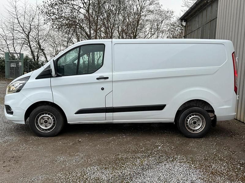 Gebraucht Ford Transit Custom 107 PS (78 kW) 2021 Weiß Van / Kleinbus