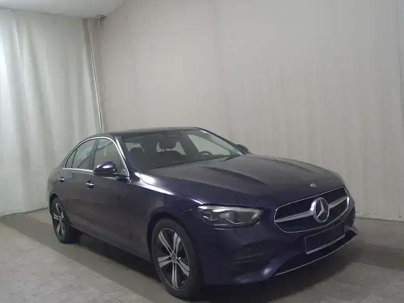Gebraucht Mercedes C220 Avantgarde 220 PS (161 kW) 2022 Cavansitblau metalliclack Limousine