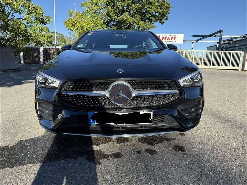 Gebraucht Mercedes CLA250e Shooting Brake AMG line 218 PS (160 kW) 2021 Schwarz Kombi
