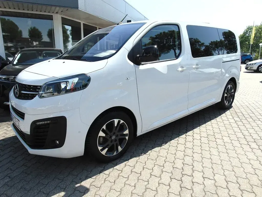 Gebraucht Opel Zafira Life 177 PS (130 kW) 2023 Weiß Van / Kleinbus