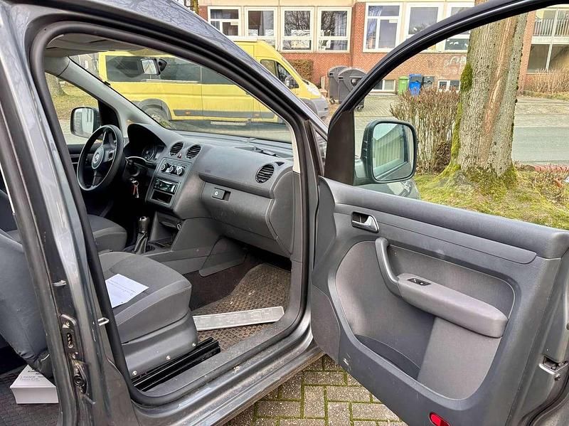 Gebraucht VW Caddy 86 PS (63 kW) 2013 Grau Van / Kleinbus