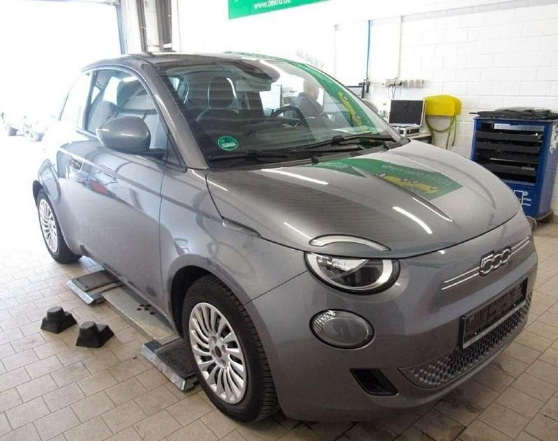 Gebraucht Fiat 500e 86 kW (118 PS) 2023 Grau Kleinwagen