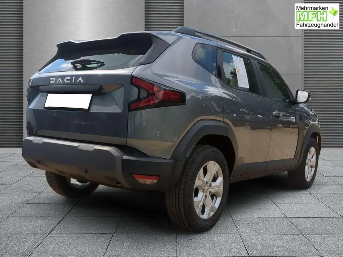 Neu Dacia Duster Expression 158 PS (116 kW) 2026 Dolomitgrau SUV