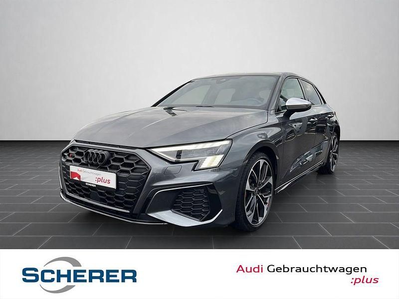 Daytonagrau perleffekt (metallic) Gebraucht 2024 Audi S3 Ambiente Limousine | 39.900 € (Guter Preis) - Bild 1/4