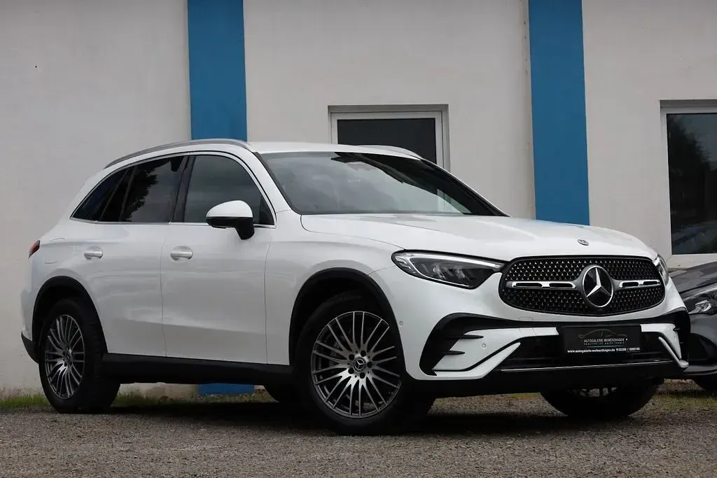Gebraucht Mercedes GLC220 AMG line 197 PS (144 kW) 2024 Weiß SUV