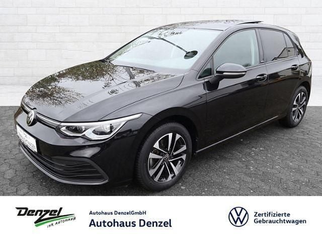 Deep black perleffekt Gebraucht 2020 VW Golf VIII United Limousine | 19.490 € (Fairer Preis) - Bild 1/4