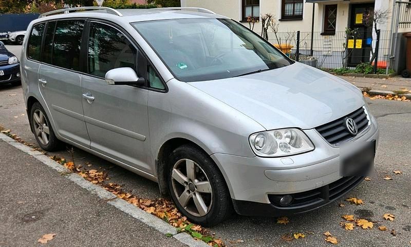Silber Gebraucht 2003 VW Touran Van / Kleinbus | 2.500 € (Guter Preis) - Bild 1/4