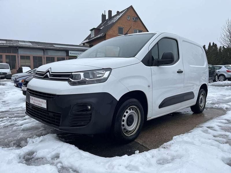 Gebraucht Citroën Berlingo 75 PS (55 kW) 2021 Lack weiss banquise Van / Kleinbus