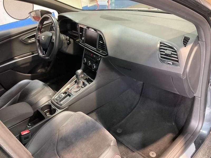 Grau Gebraucht 2020 Seat Leon FR Limousine | 17.500 € (Superpreis) - Bild 1/4