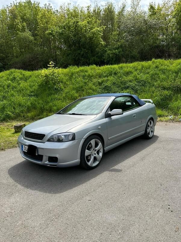 Silber Gebraucht 2002 Opel Astra Cabriolet Cabrio | 8.000 € - Bild 1/4