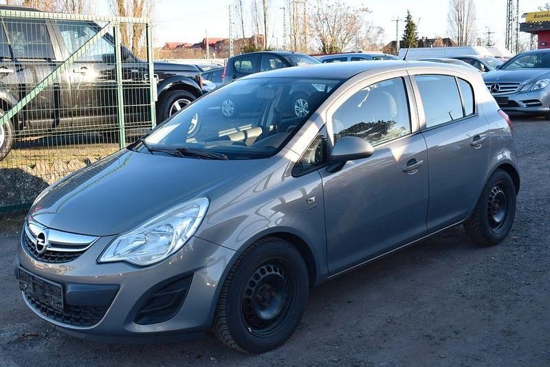 Gebraucht Opel Corsa Active 87 PS (63 kW) 2013 Grau Kleinwagen