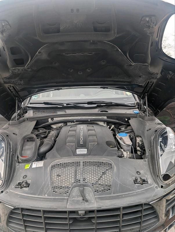 Second-hand Porsche Macan 258 CP (189 kW) 2017 Gri SUV