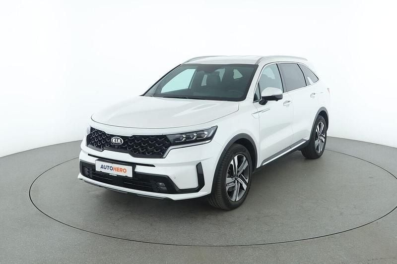 Weiß Gebraucht 2021 Kia Sorento Platinum SUV | 36.130 € (Fairer Preis) - Bild 1/3