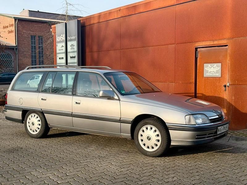 Gebraucht Opel Omega 115 PS (84 kW) 1993 Silber Kombi