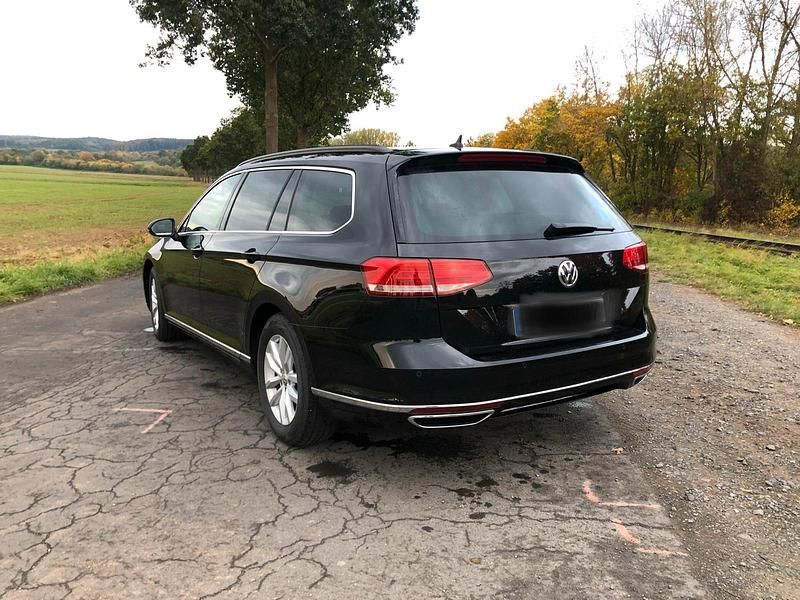 Gebraucht VW Passat 190 PS (139 kW) 2016 Schwarz Limousine