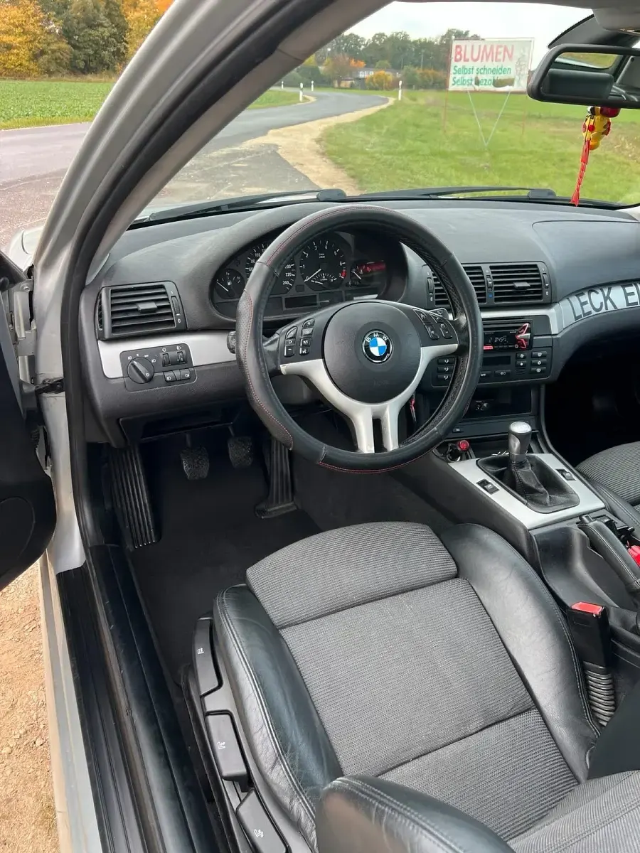 Brugt BMW 318 143 HK (105 kW) 2004 Sedan