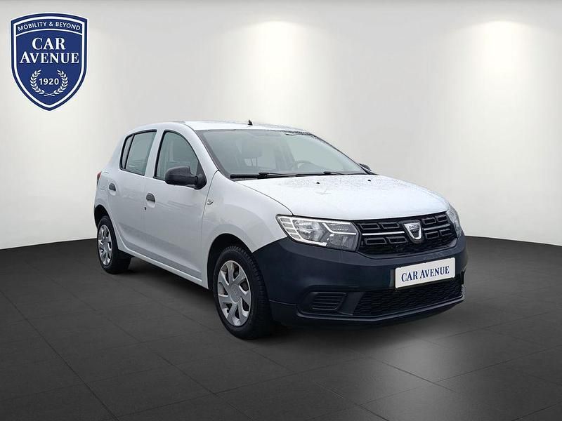 Gebraucht Dacia Sandero Acces 73 PS (53 kW) 2019 Weiß Limousine